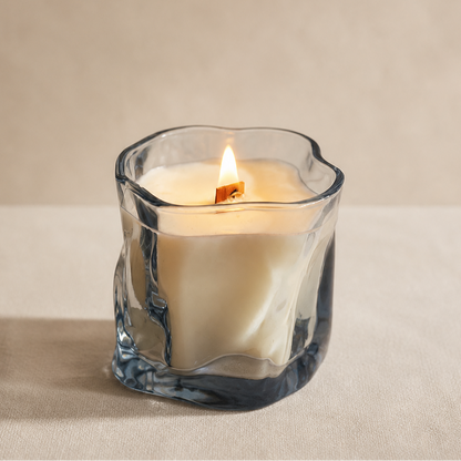 Vela aromática de soja en cristal irregular azul 130 g