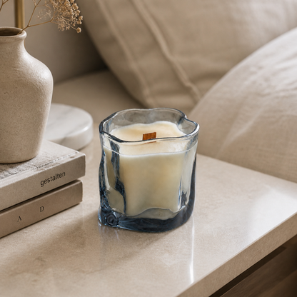 Vela aromática de soja en cristal irregular azul 130 g